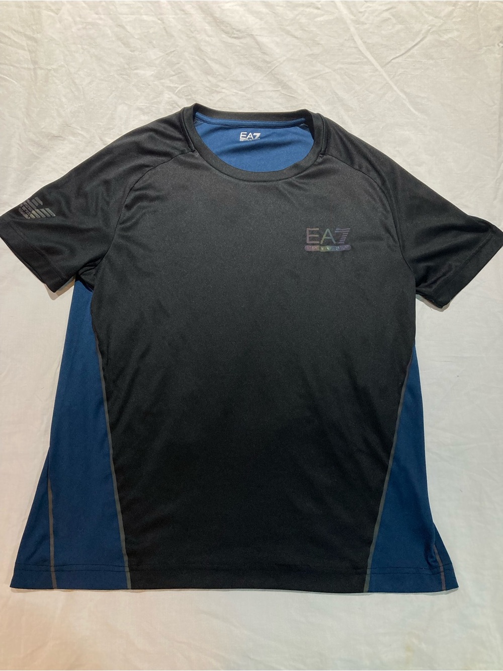 Emporio Armani EA7 Ventos Shirt. Men’s size medium